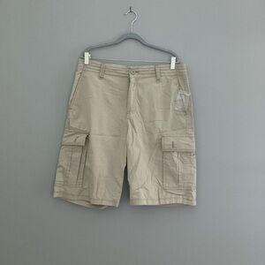 RuffHewn Men’s Cargo Shorts. Size 34. NWT